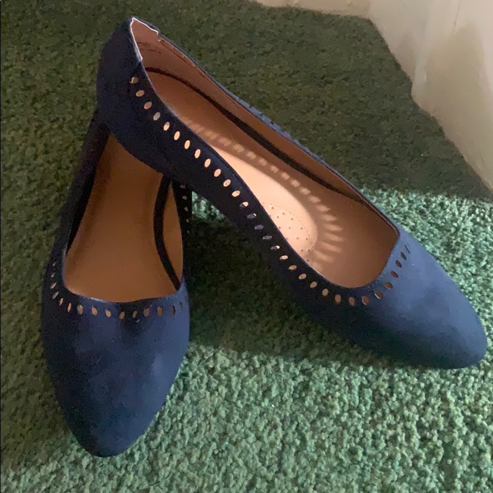 Dress barn Blaire Navy Blue Wedge Size 10